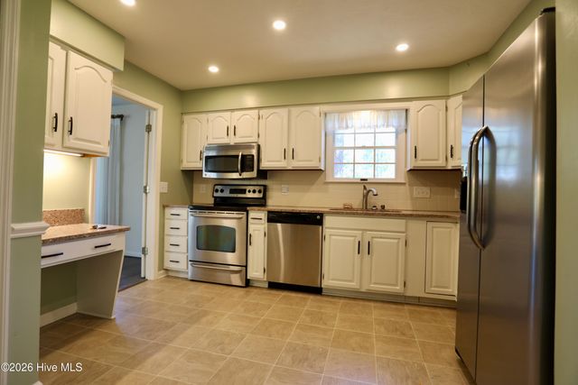 20 Baltusrol Lane, Pinehurst, NC 28374