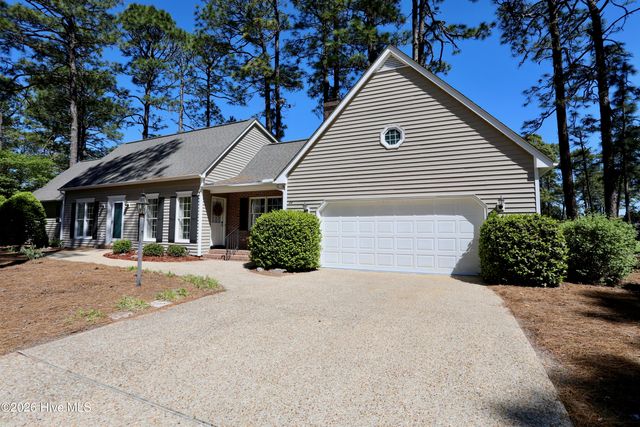 20 Baltusrol Lane, Pinehurst, NC 28374
