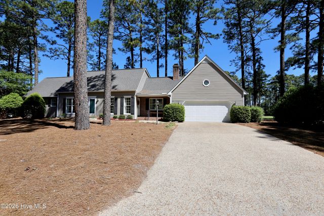 20 Baltusrol Lane, Pinehurst, NC 28374