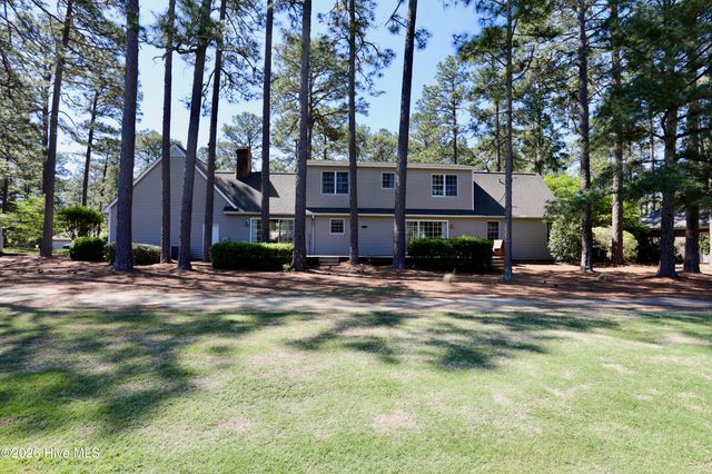 20 Baltusrol Lane, Pinehurst, NC 28374
