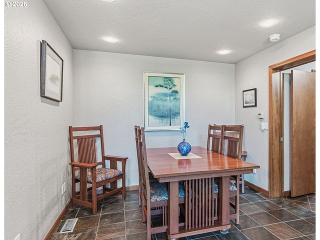 117 RIVER Ln, Toledo, WA 98591