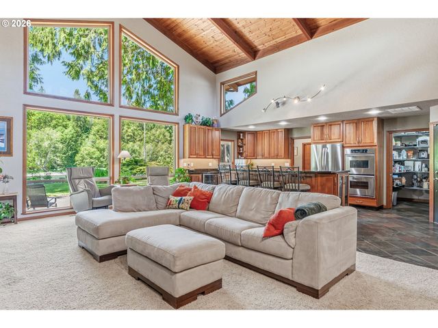 117 RIVER Ln, Toledo, WA 98591