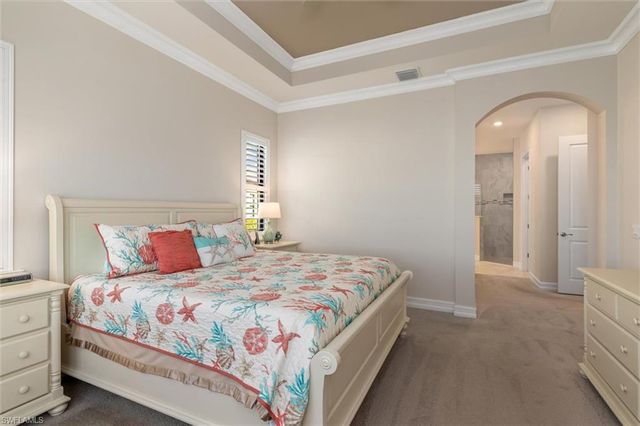 553 Maraviya BLVD, Nokomis, FL 34275
