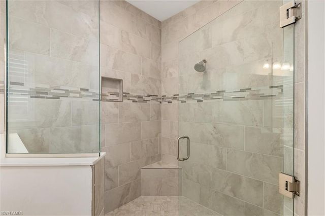 553 Maraviya BLVD, Nokomis, FL 34275