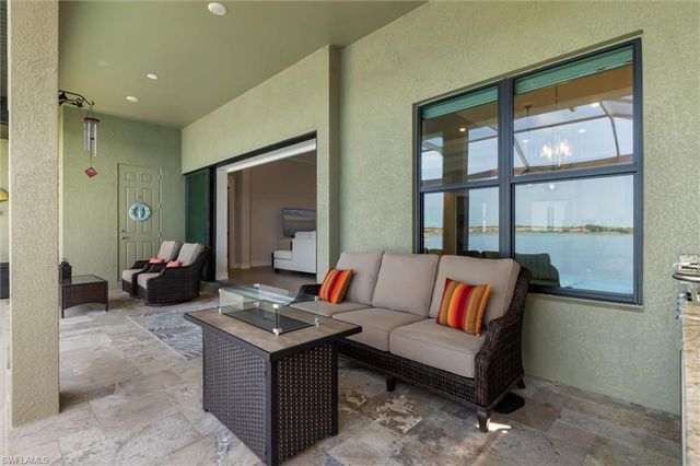 553 Maraviya BLVD, Nokomis, FL 34275
