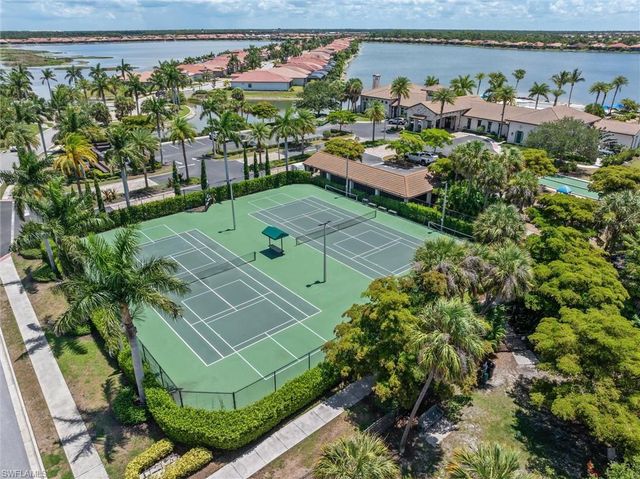553 Maraviya BLVD, Nokomis, FL 34275