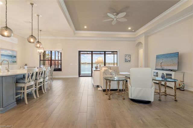 553 Maraviya BLVD, Nokomis, FL 34275