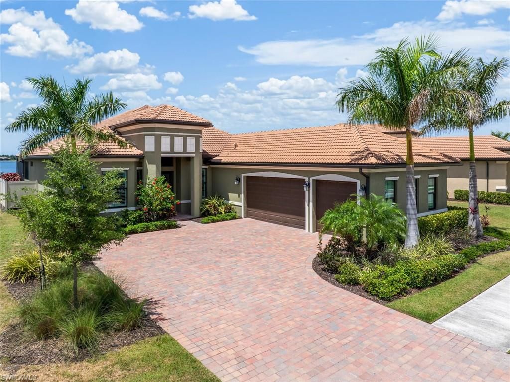 553 Maraviya BLVD, Nokomis, FL 34275
