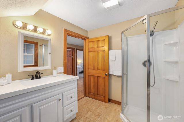 7217 NW Scomanov Lane, Olalla, WA 98359