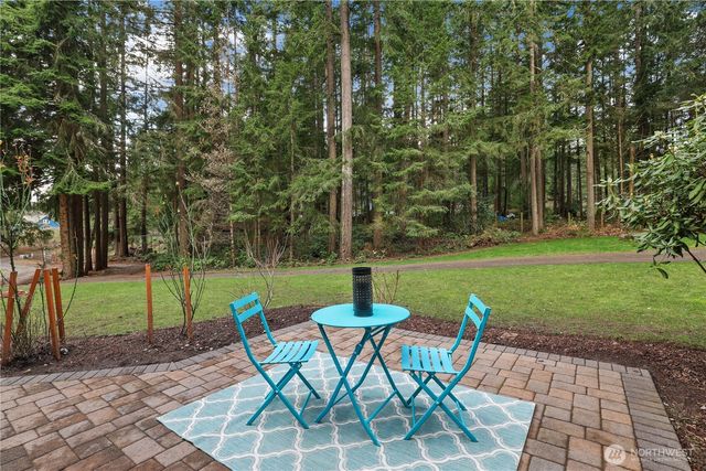 7217 NW Scomanov Lane, Olalla, WA 98359