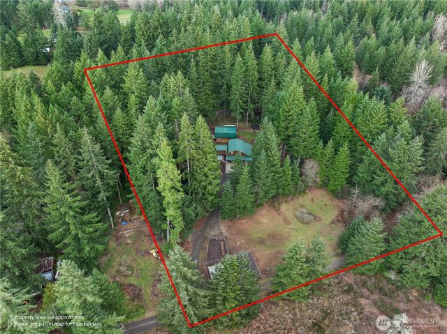 7217 NW Scomanov Lane, Olalla, WA 98359