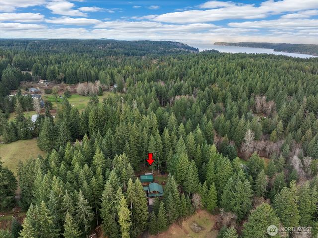 7217 NW Scomanov Lane, Olalla, WA 98359