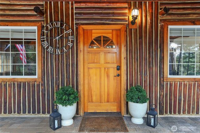 7217 NW Scomanov Lane, Olalla, WA 98359