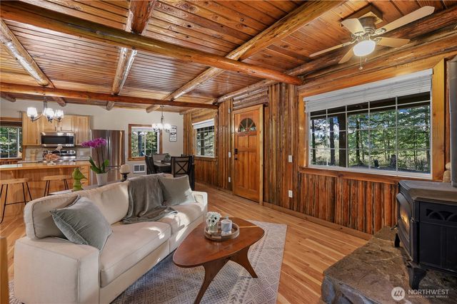 7217 NW Scomanov Lane, Olalla, WA 98359