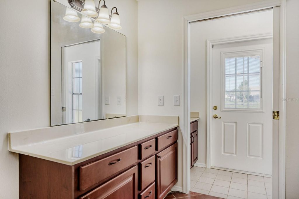 Image 22 of property listing at 2627 TALON COURT, Orlando, FL 32837