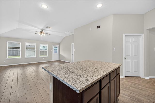 11643 Colossal Oak Drive, Houston, TX 77066