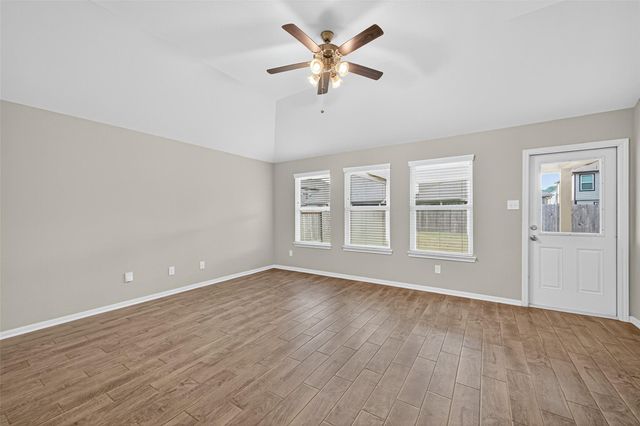 11643 Colossal Oak Drive, Houston, TX 77066