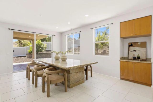 9910 Mollie Lane, Santee, CA 92071