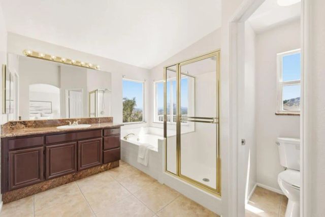 9910 Mollie Lane, Santee, CA 92071