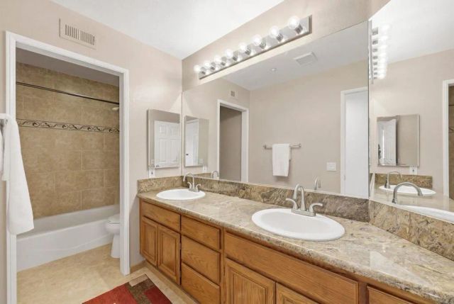 9910 Mollie Lane, Santee, CA 92071