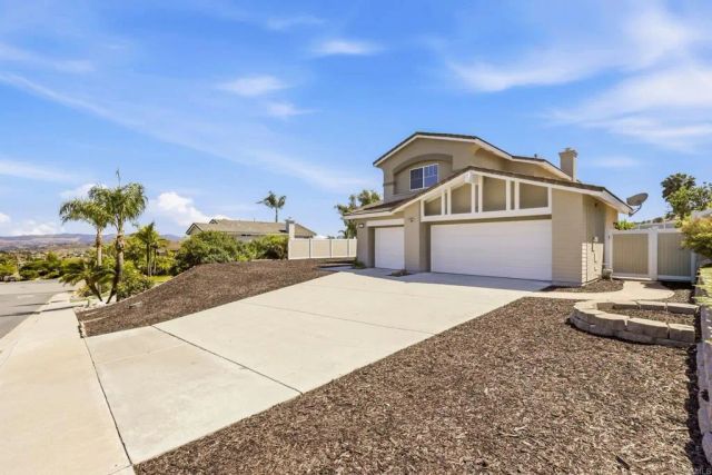 9910 Mollie Lane, Santee, CA 92071