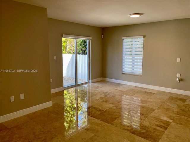 3191 Ohio St, Miami, FL 33133