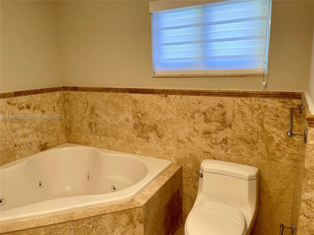 3191 Ohio St, Miami, FL 33133