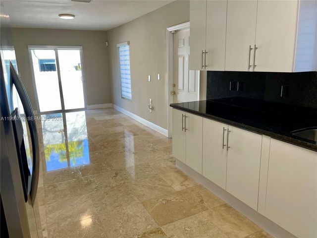 3191 Ohio St, Miami, FL 33133