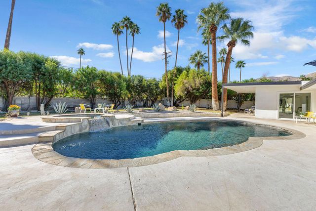 73183 Willow Street, Palm Desert, CA 92260