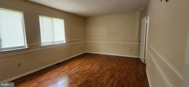 82 CHATHAM CT, East Windsor, NJ 08520