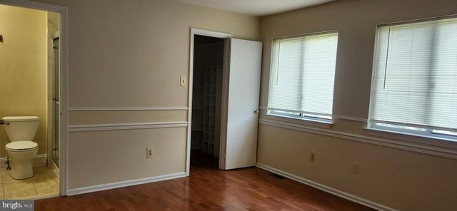 82 CHATHAM CT, East Windsor, NJ 08520