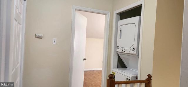 82 CHATHAM CT, East Windsor, NJ 08520