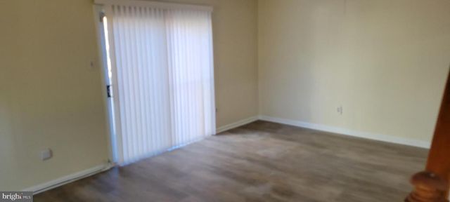 82 CHATHAM CT, East Windsor, NJ 08520