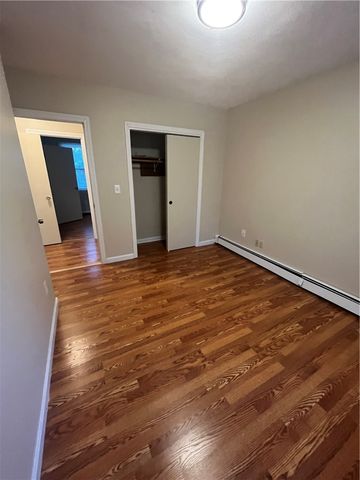 39 Sachem Road, East Providence, RI 02915
