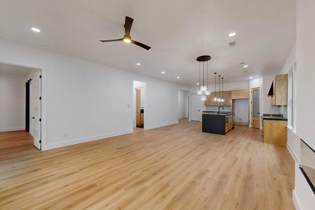 4109 Rupert Street, Dallas, TX 75212