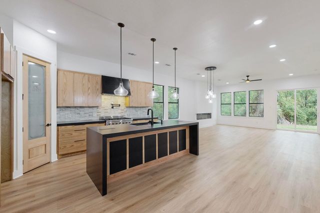 4109 Rupert Street, Dallas, TX 75212