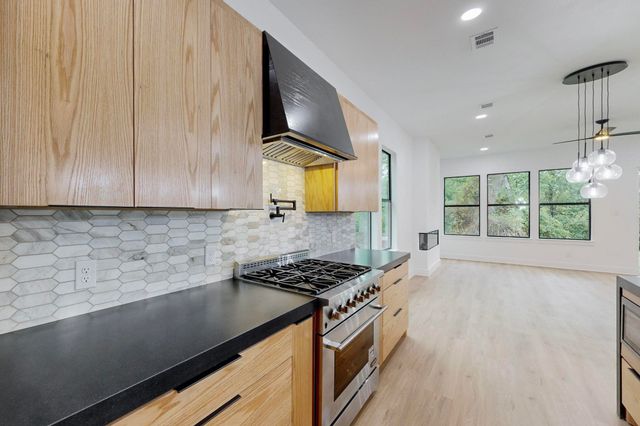 4109 Rupert Street, Dallas, TX 75212