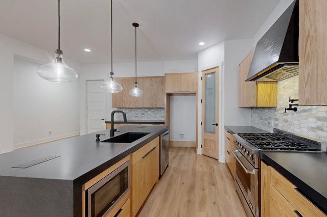 4109 Rupert Street, Dallas, TX 75212