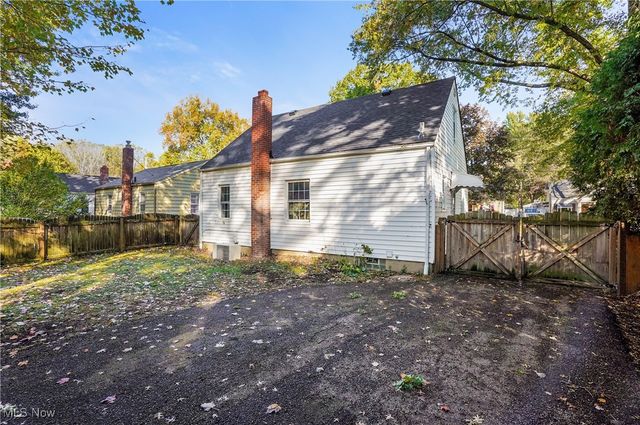 1644 Idlewood Avenue, Akron, OH 44313