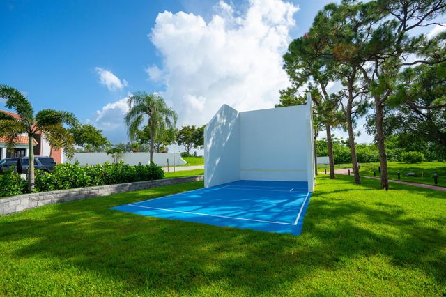 107 Prescott E, Deerfield Beach, FL 33442