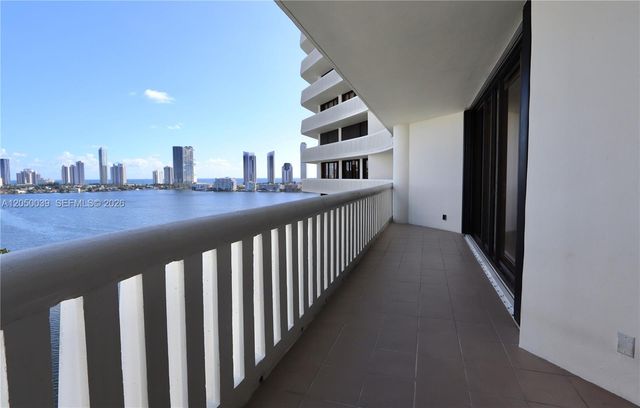 3000 Island Boulevard 1603, Aventura, FL 33160