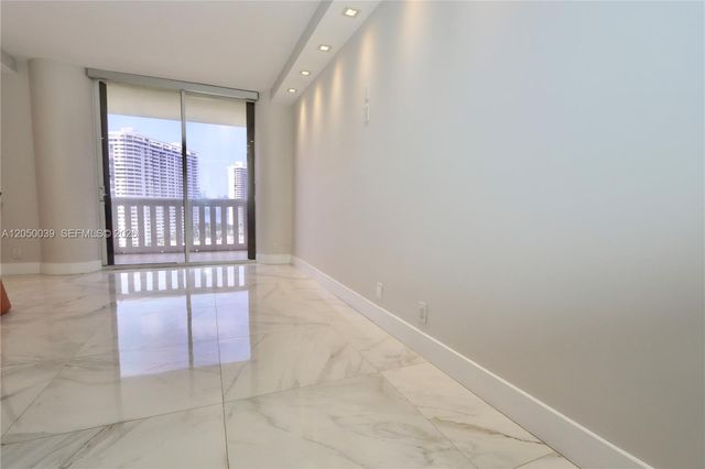 3000 Island Boulevard 1603, Aventura, FL 33160