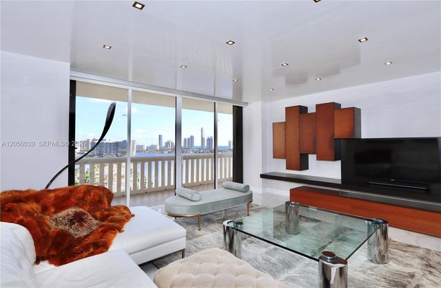 3000 Island Boulevard 1603, Aventura, FL 33160