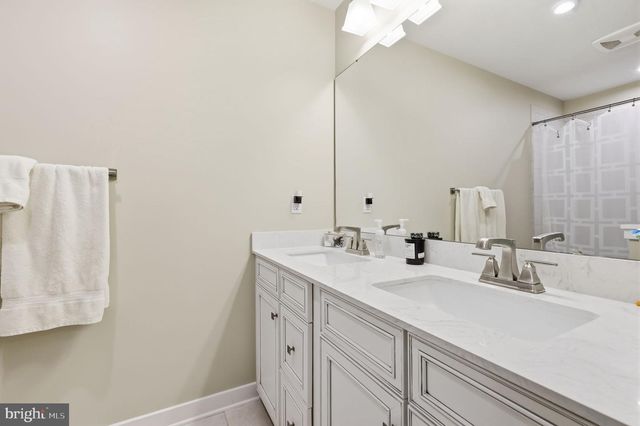 30 GRIFFIN WAY, Yardley, PA 19067