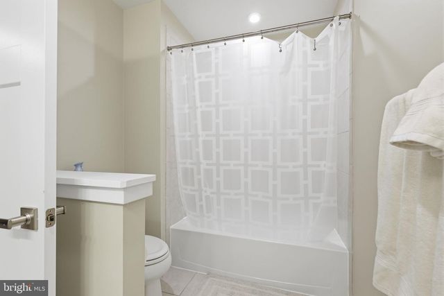 30 GRIFFIN WAY, Yardley, PA 19067