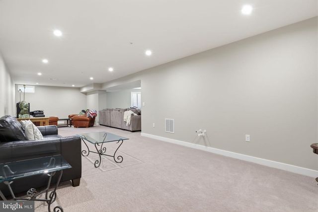 30 GRIFFIN WAY, Yardley, PA 19067