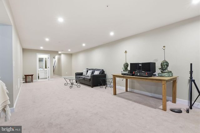 30 GRIFFIN WAY, Yardley, PA 19067
