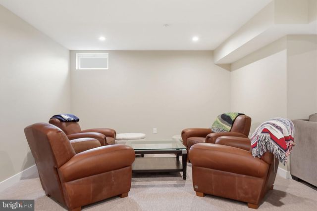 30 GRIFFIN WAY, Yardley, PA 19067