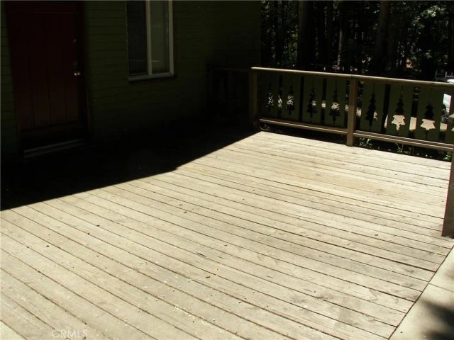 1101 Big Tree, Crestline, CA 92325