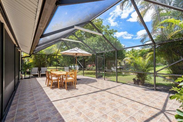 1369 Riverside Circle, Wellington, FL 33414